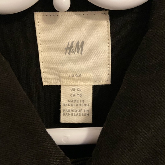 H&M denim jacket - Picture 2 of 3